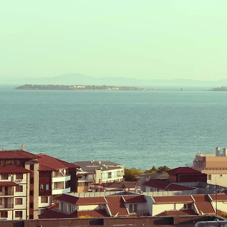 Rubin Πανσιόν Sveti Vlas